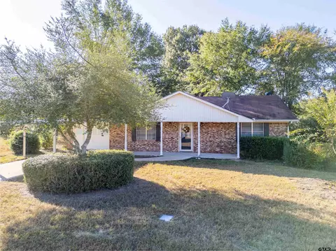 884 E Pennsylvania Ave, Van, TX 75790