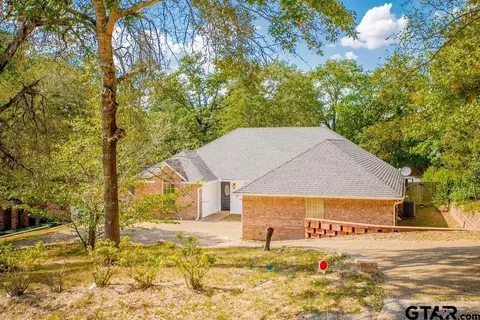 402 Lakeview Dr, Hideaway, TX 75771