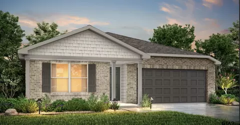 217 Oak Valley Dr, Gilmer, TX 75644