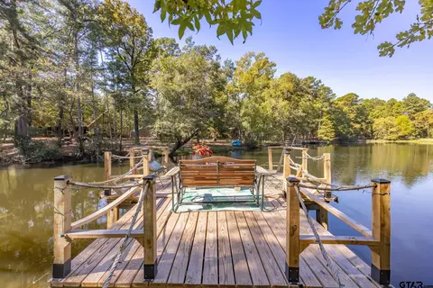 479 Rolling Rdg, Holly Lake Ranch, TX 75765