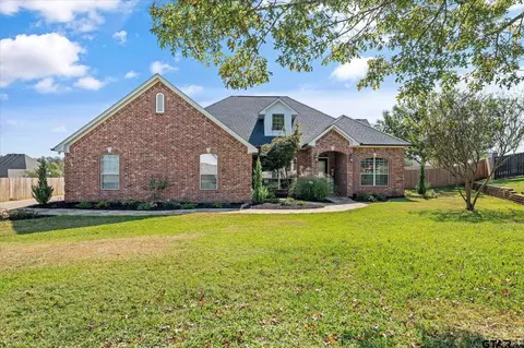 202 Pecan Park Dr, Bullard, TX 75757