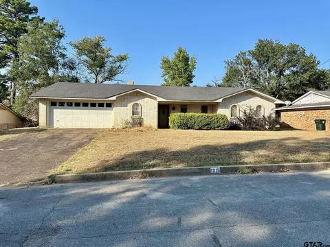1916 Suanne Dr, Tyler, TX 75701
