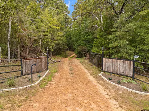 8770 Silver Spruce Rd, Gilmer, TX 75645 photo 2