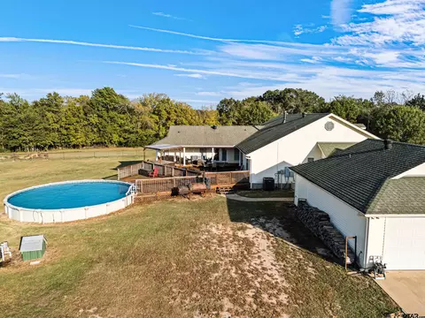 2450 Silk Tree Rd, Gilmer, TX 75645 photo 5