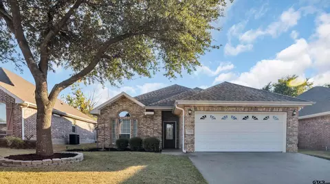 1806 Park Pl, Mineola, TX 75773