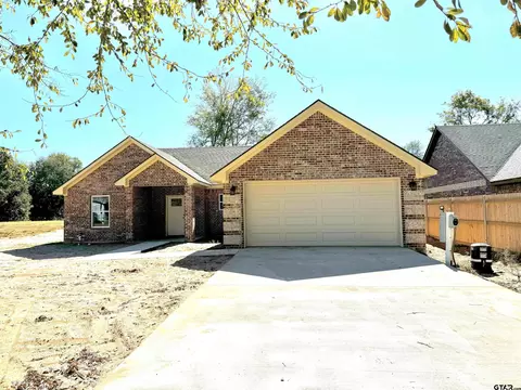 1101 S Pineda, Jacksonville, TX 75766