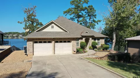 620 E Hideaway Ln, Hideaway, TX 75771
