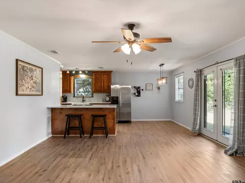 349 S Whatley, Longview, TX 75604 photo 9