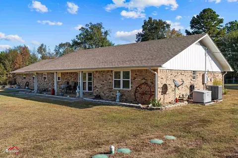 7593 S Us Hwy 259, Henderson, TX 75652