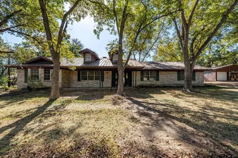 612 Cade St, Chandler, TX 75758