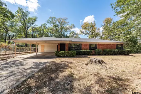 1910 Bradshaw Dr, Tyler, TX 75702
