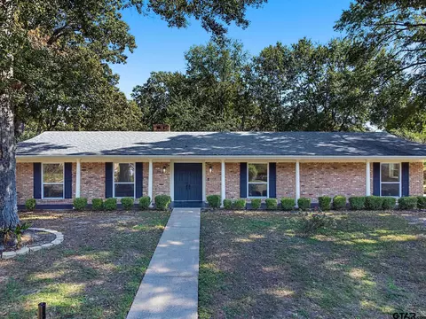 1906 Wood Pl, Longview, TX 75601