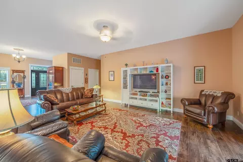 Living - 14375 Cr 384, Tyler, TX 75708 photo 1 of 3