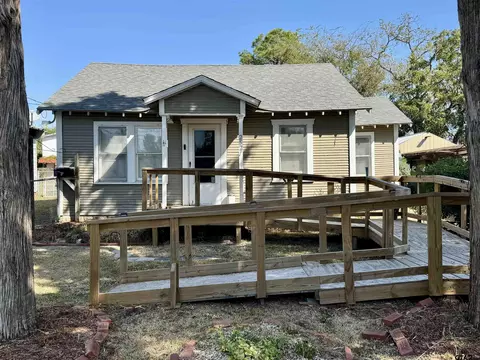 2521 W Van St, Tyler, TX 75702