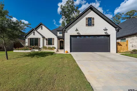 9116 Long Branch Dr, Tyler, TX 75703