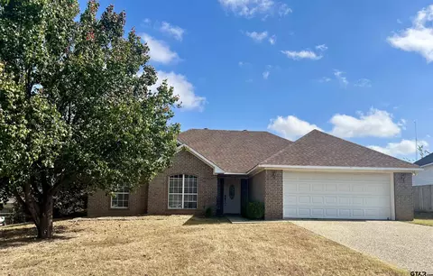 1406 Brookside Ct, Lindale, TX 75771
