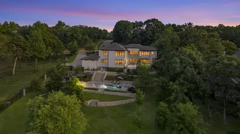 4539 Cascades Shoreline Dr, Tyler, TX 75709