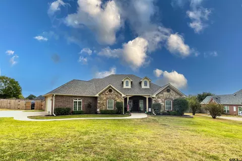 212 Pecan Park Dr, Bullard, TX 75757