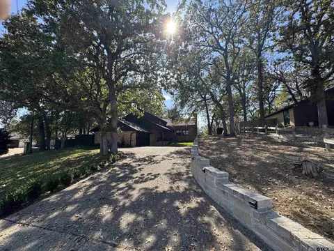 4116 Briarwood Dr, Tyler, TX 75709