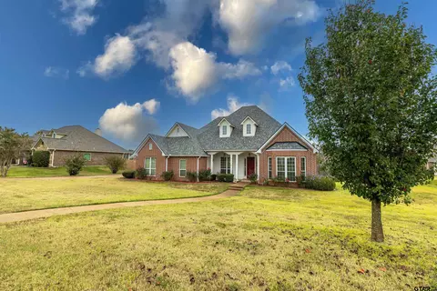 210 Pecan Park Dr, Bullard, TX 75757