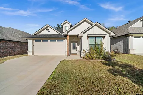 1707 Alamo Xing, Tyler, TX 75701