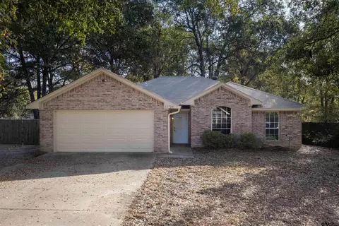 15720 Brittain Ct, Lindale, TX 75771