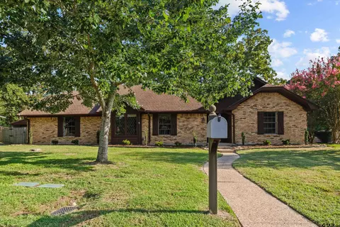 813 Jeffery Dr, Tyler, TX 75703