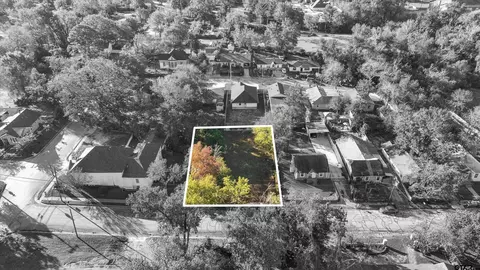 1209 Elm St, Tyler, TX 75702 photo 2