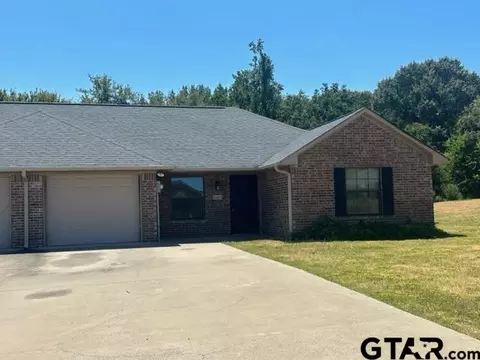 13373 Country Meadow Ln, Lindale, TX 75771
