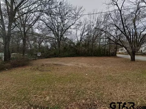 220 N Confederate Ave, Tyler, TX 75702