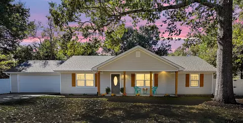 6735 Cheryl Ln, Athens, TX 75751