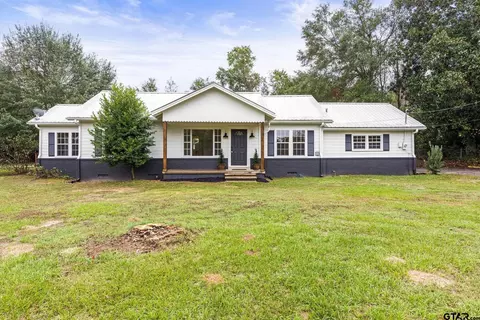 101 Choctaw Trl # A, Henderson, TX 75652