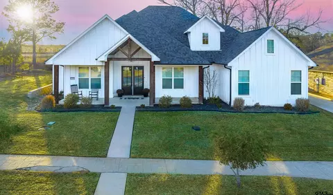 4205 Savannah Hls, Longview, TX 75605