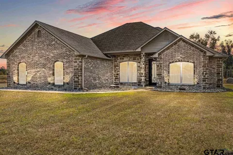 142 Collins Rd, Hallsville, TX 75650