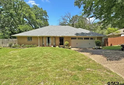10882 Mosswood Dr, Tyler, TX 75703