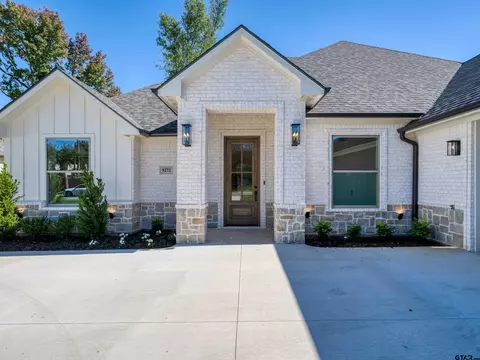 5272 Hollytree Dr, Tyler, TX 75703