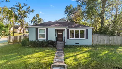 709 Barbara, Tyler, TX 75701