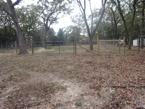 545 Holly Gln, Murchison, TX 75778