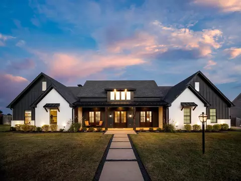20271 Deer Hollow Dr, Bullard, TX 75757