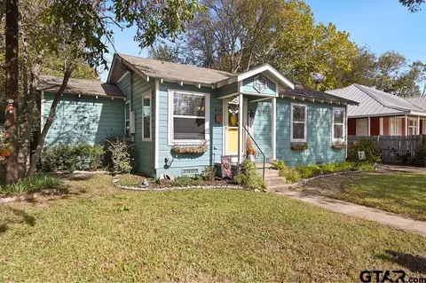 422 W Mcdonald, Mineola, TX 75773