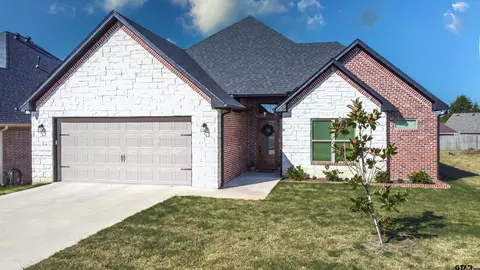 7259 Rolling Acres Pl, Tyler, TX 75707