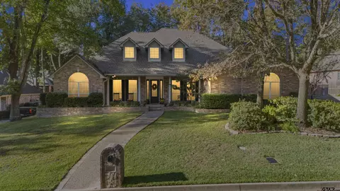 3631 Canyon Creek Cir, Tyler, TX 75707