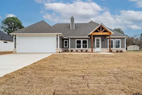17943 W Lakeview Dr, Troup, TX 75789