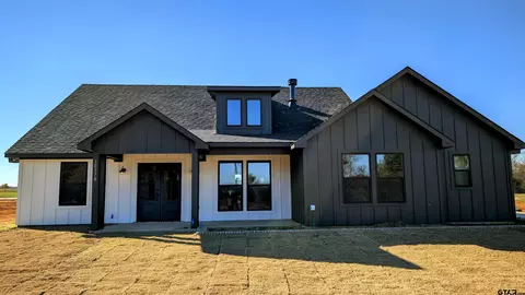 10378 Cr 338, Lindale, TX 75771