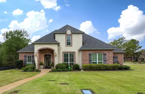 3901 Chase Crest Cir, Longview, TX 75605