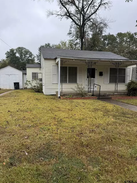 318 E Barrett, Tyler, TX 75702