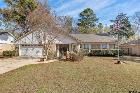 817 Corey Dr, Whitehouse, TX 75791