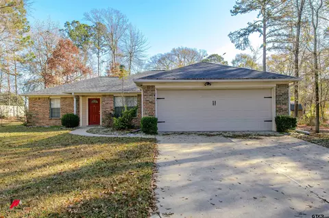 190 Town Oak Dr, Marshall, TX 75672