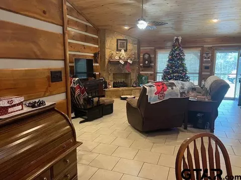 409 Cr 2432, Pittsburg, TX 75686 photo 5