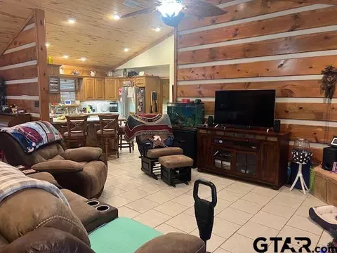 409 Cr 2432, Pittsburg, TX 75686 photo 3